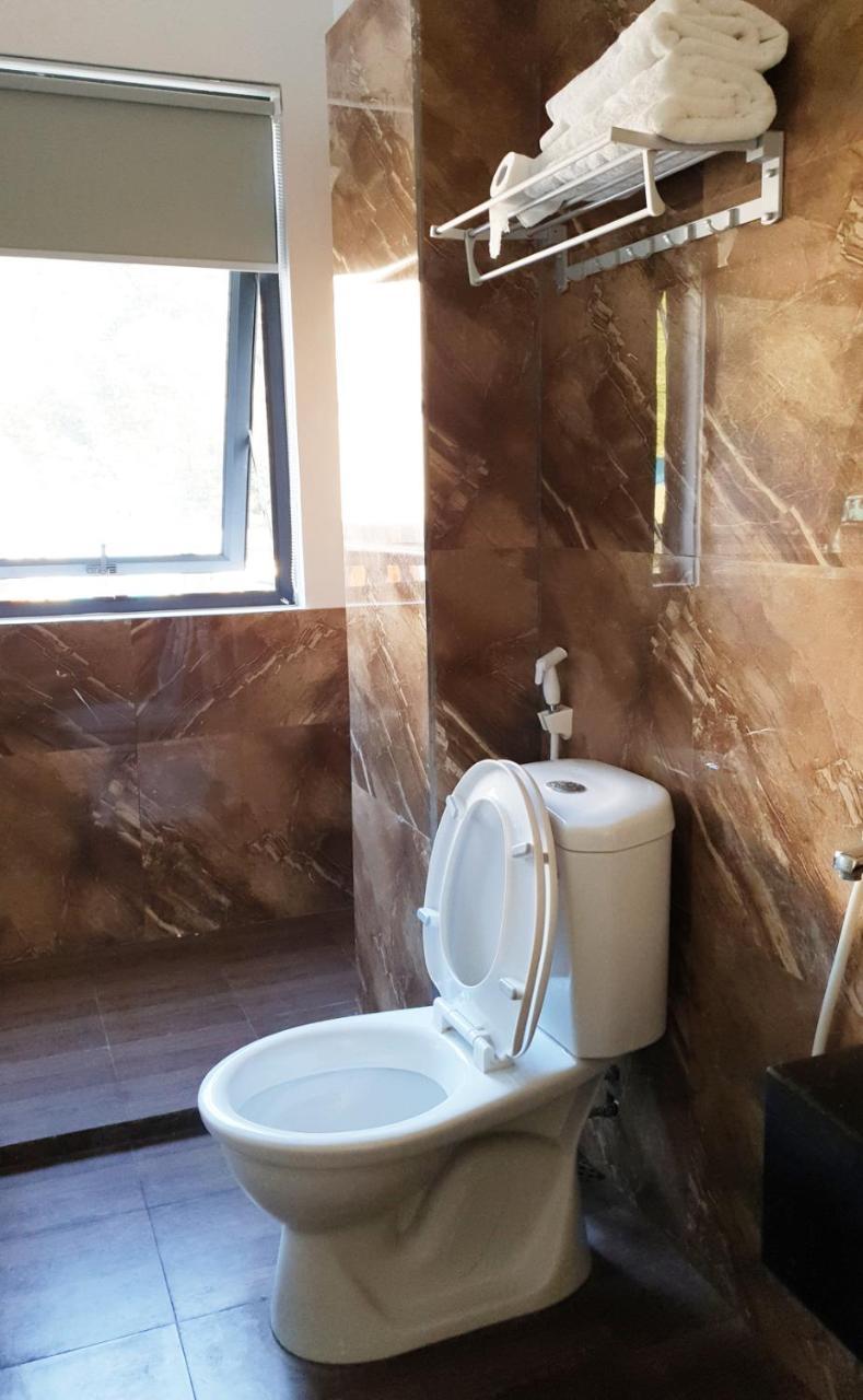 Long Hotel And Motobike Rental Ha Giang Exterior foto
